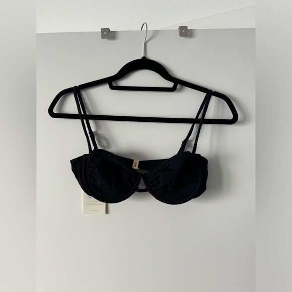 FELLA Swim Gabriel Top. NWT size M - Picture 4 of 6